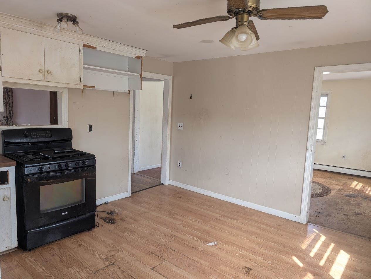 107 South Wilson Street Manchester, NH 03103 - Photo 27 of 52