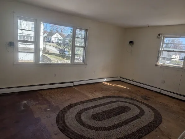 $335,000 | 107 South Wilson Street, Manchester, NH 03103