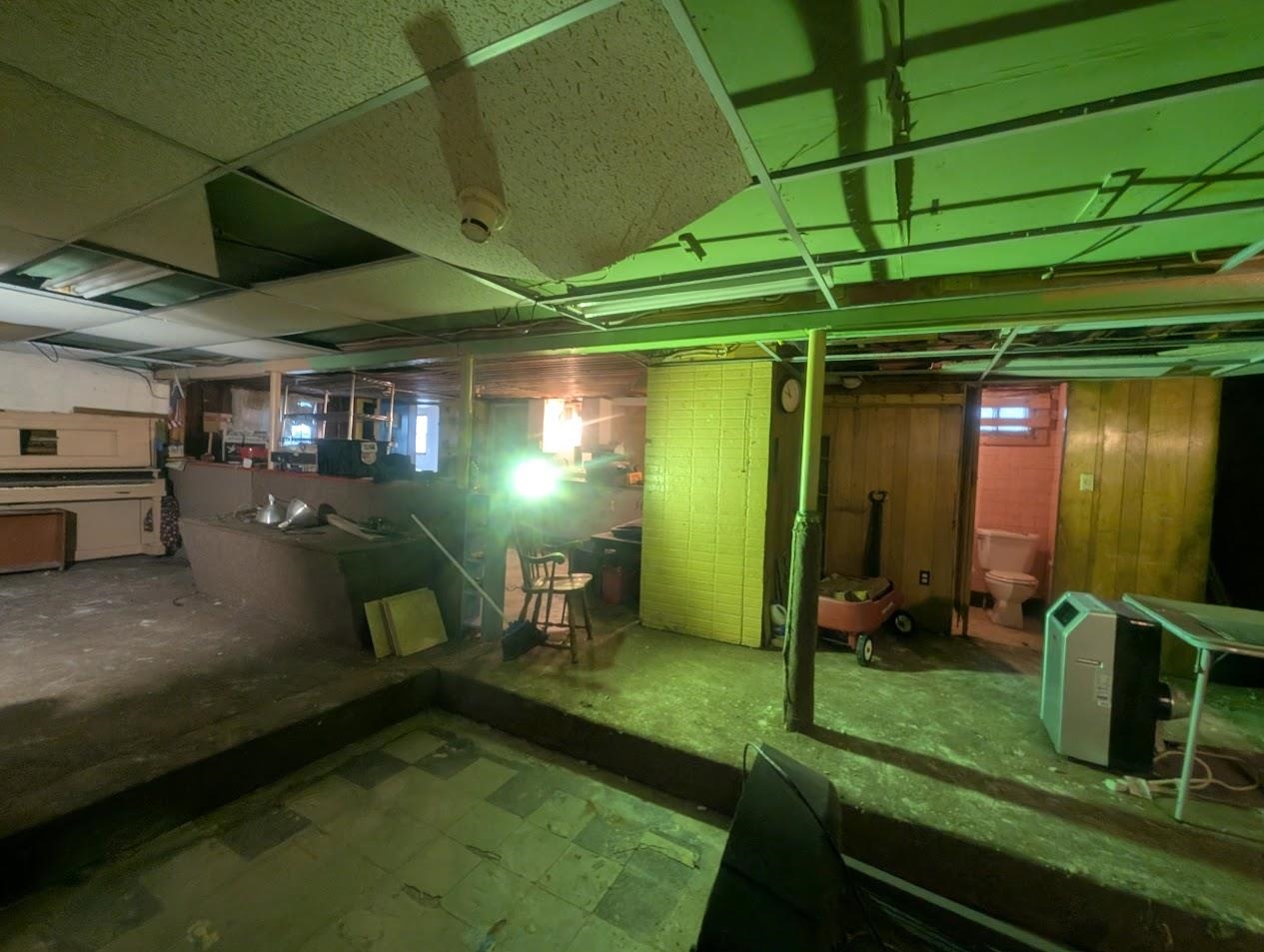 107 South Wilson Street Manchester, NH 03103 - Photo 48 of 52