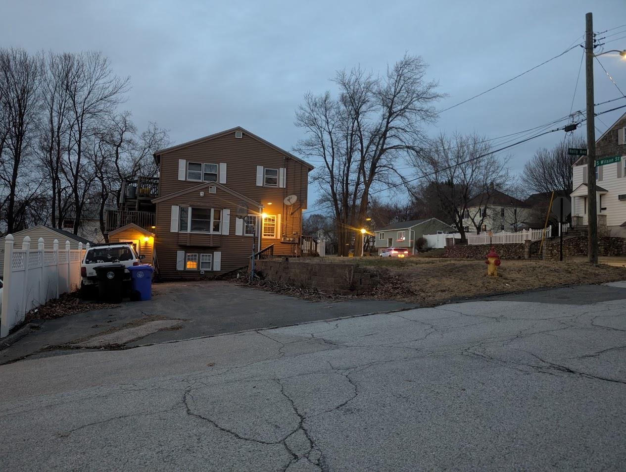 107 South Wilson Street Manchester, NH 03103 - Photo 8 of 52