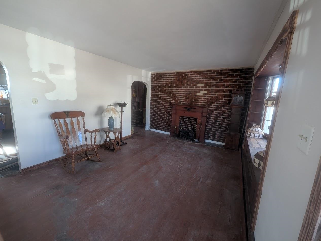 107 South Wilson Street Manchester, NH 03103 - Photo 9 of 52