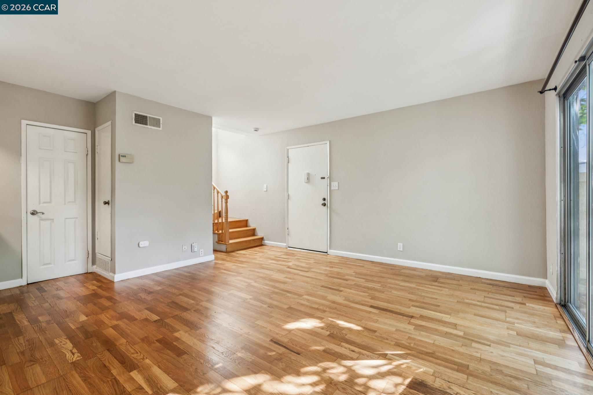 2035 Sierra Road, Unit 4 Concord, CA 94518 - Photo 6 of 28