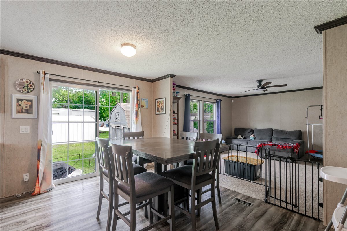 861 4th Street Normal, IL 61761 - Photo 12 of 37
