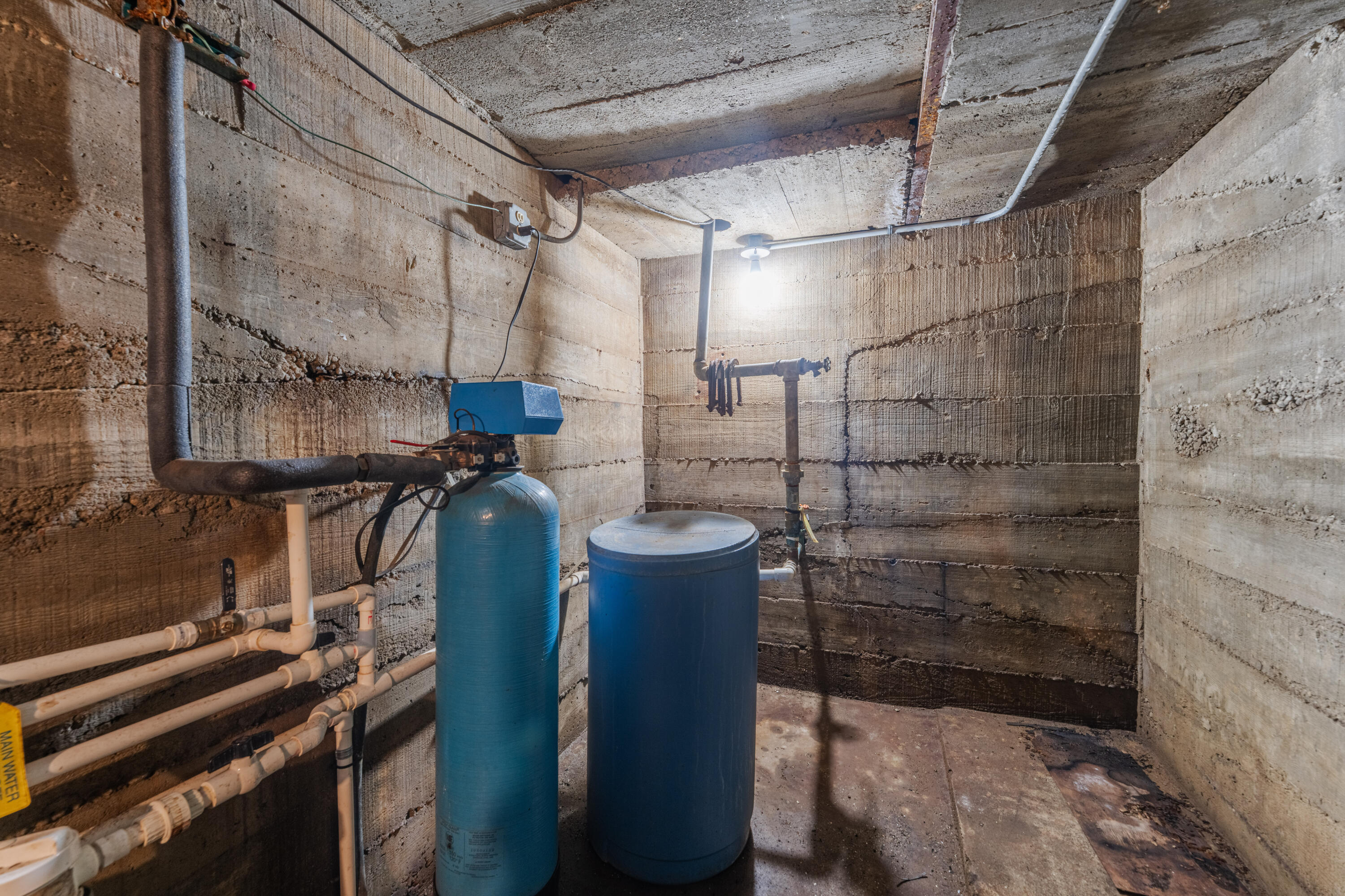 1805 West Kilgore Road Portage, MI 49024 - Photo 24 of 33 Storm Celler in Garage