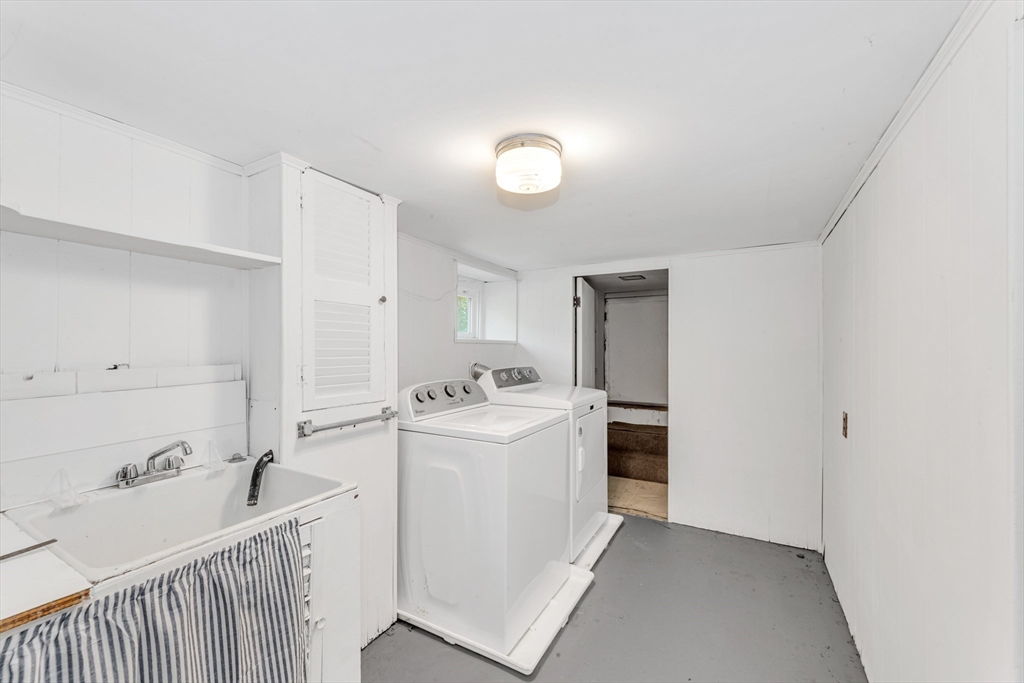 36 Bonad Road Boston, MA 02132 - Photo 18 of 24