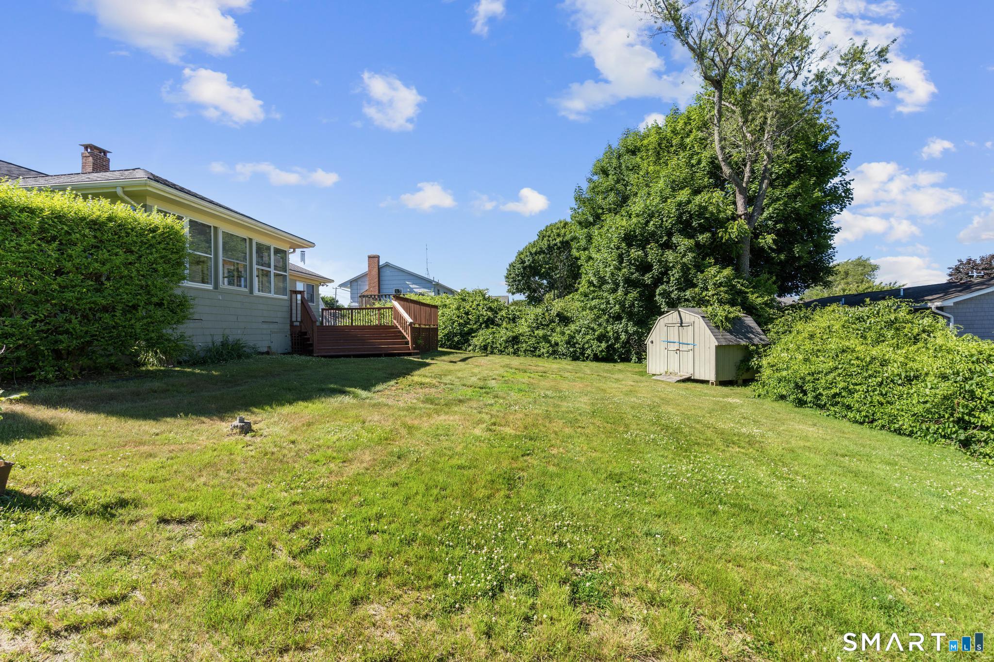 48 Prospect Avenue East Lyme, CT 06357 - Photo 32 of 38
