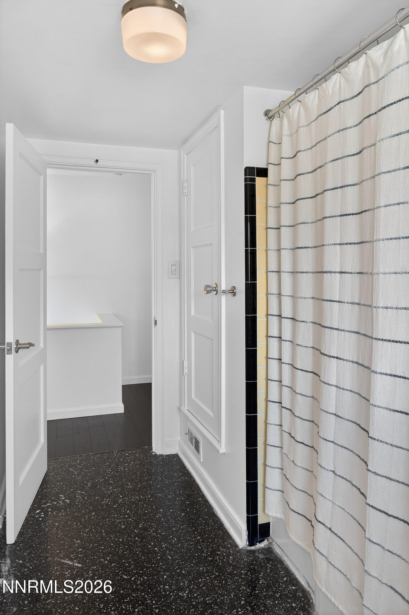 1310 Lander Street Reno, NV 89509 - Photo 28 of 40 upstairs bathroom