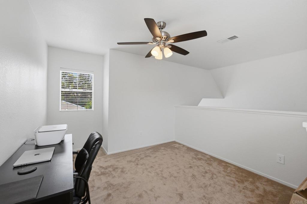 2633 Regent Road Carlsbad, CA 92010 - Photo 6 of 28