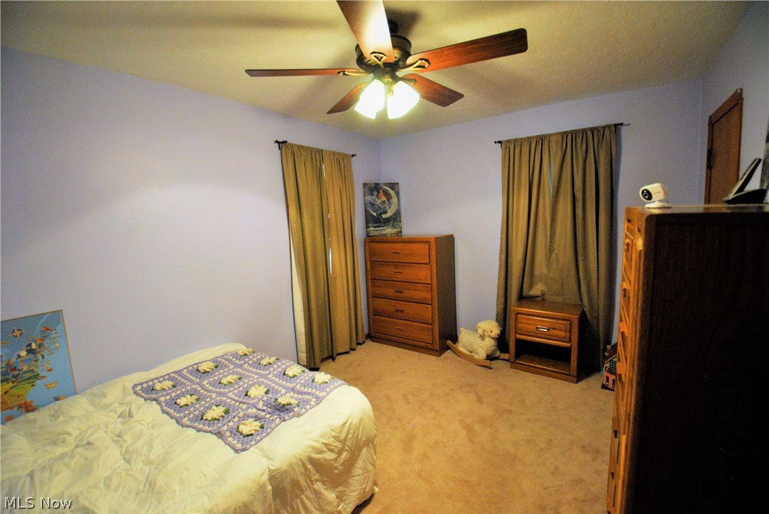 6902 Ackley Road Parma, OH 44129 - Photo 13 of 28