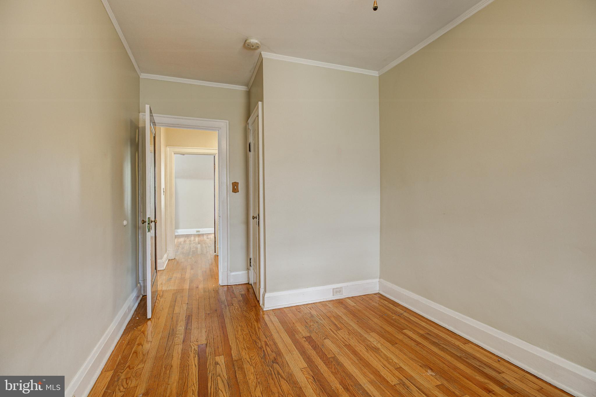 606 Nottingham Road Baltimore, MD 21229 - Photo 30 of 43