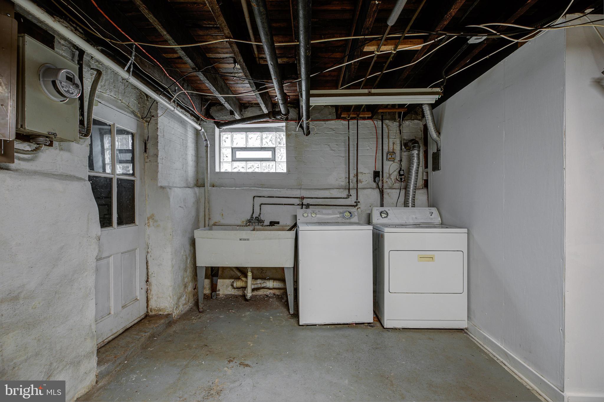 606 Nottingham Road Baltimore, MD 21229 - Photo 39 of 43