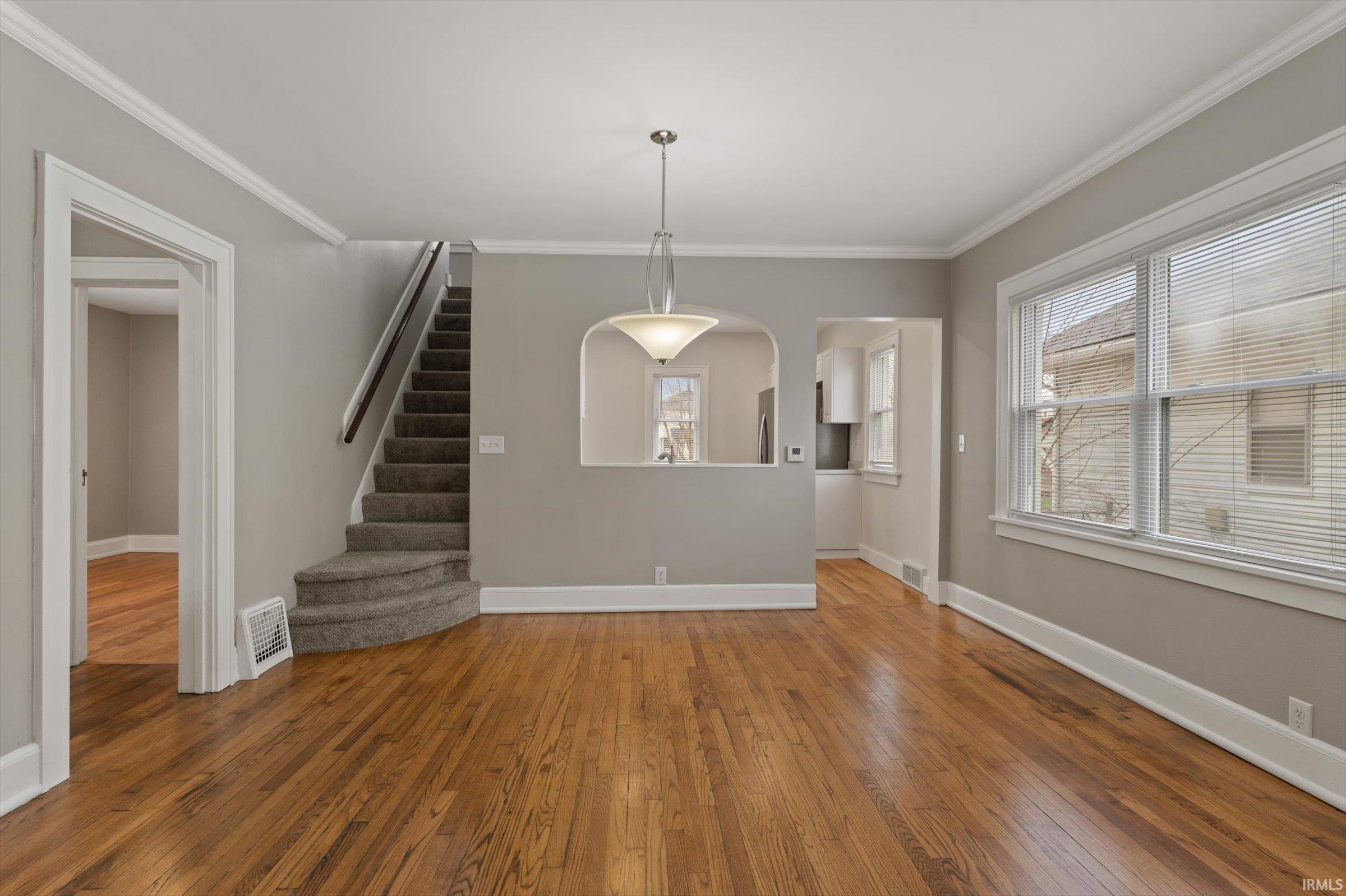 1621 Magnolia Street South Bend, IN 46613 - Photo 6 of 22