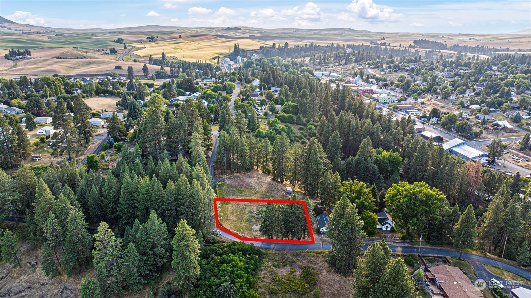 305 South River Road Palouse, WA 99161 - Photo 10 of 11 a view of a city