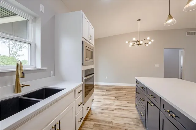 $579,000 | 4305 Peregrine Place, Columbia, MO 65202