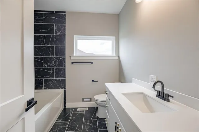 $579,000 | 4305 Peregrine Place, Columbia, MO 65202