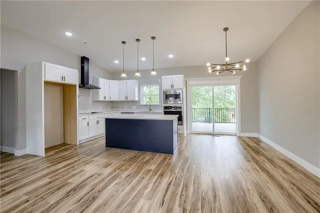 $569,000 | 4305 Peregrine Place, Columbia, MO 65202