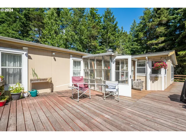 a view of roof deck with patio
