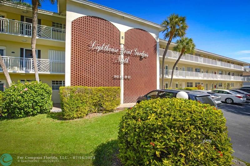 1951 Northeast 39th St Unit 343