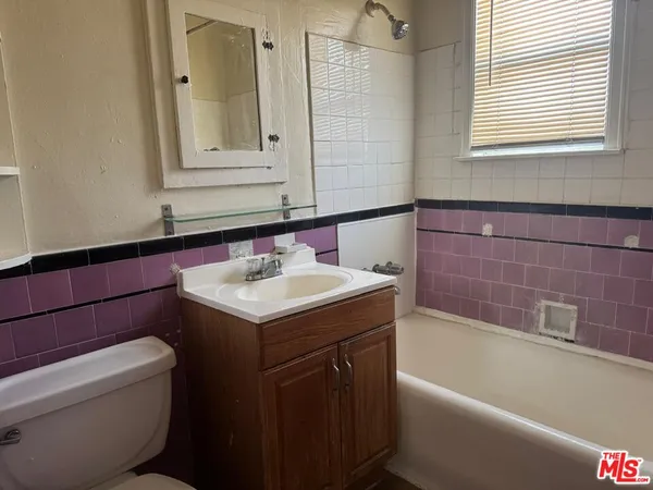 $2,695 | 603 South Cochran Avenue, Unit 316, Los Angeles, CA 90036