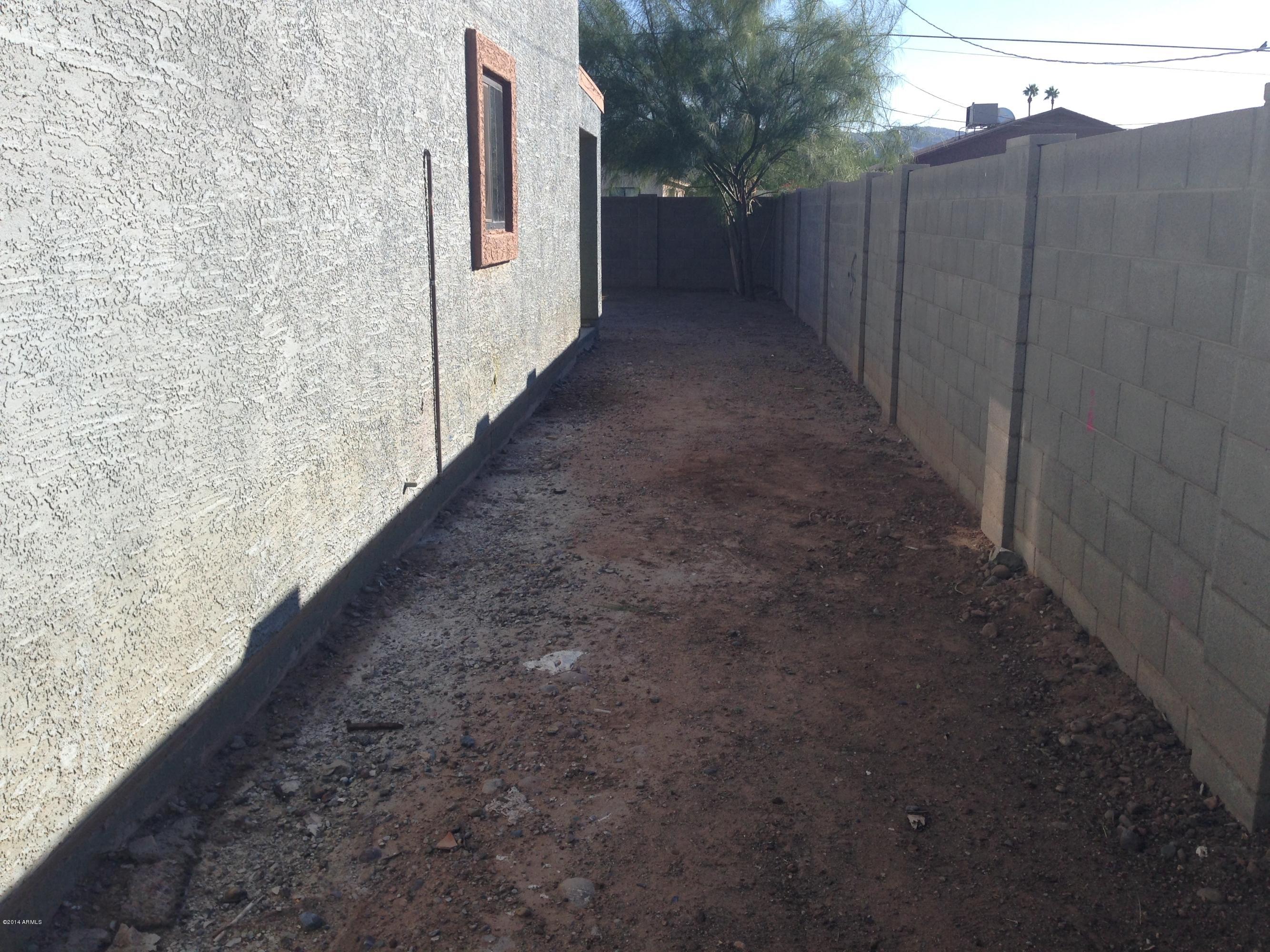 2719 East Broadway Road Phoenix, AZ 85040 - Photo 15 of 15 Side of house.