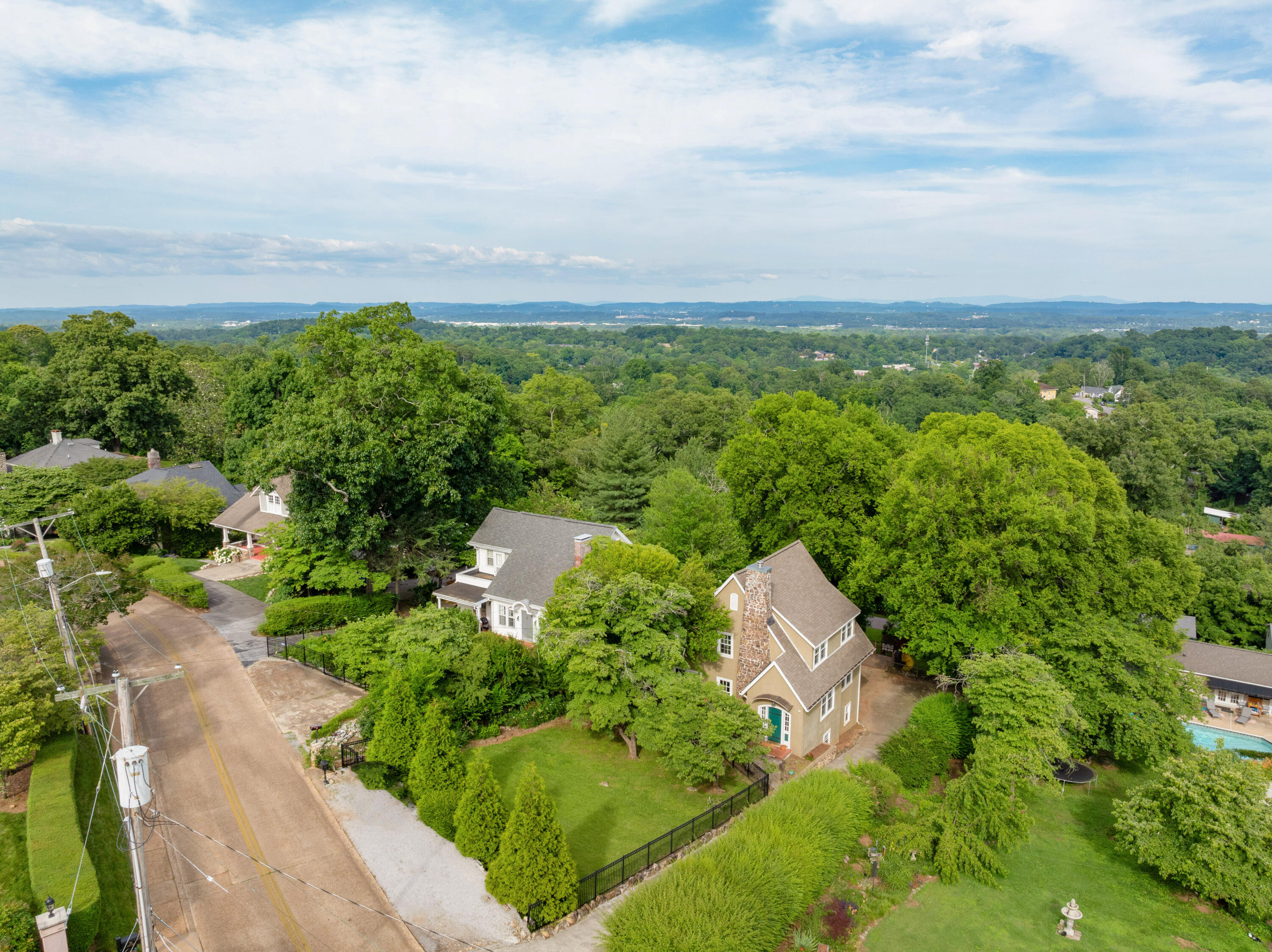 82 South Crest Road Chattanooga, TN 37404 - Photo 3 of 67 08 - 82 South Crest Rd - Drone