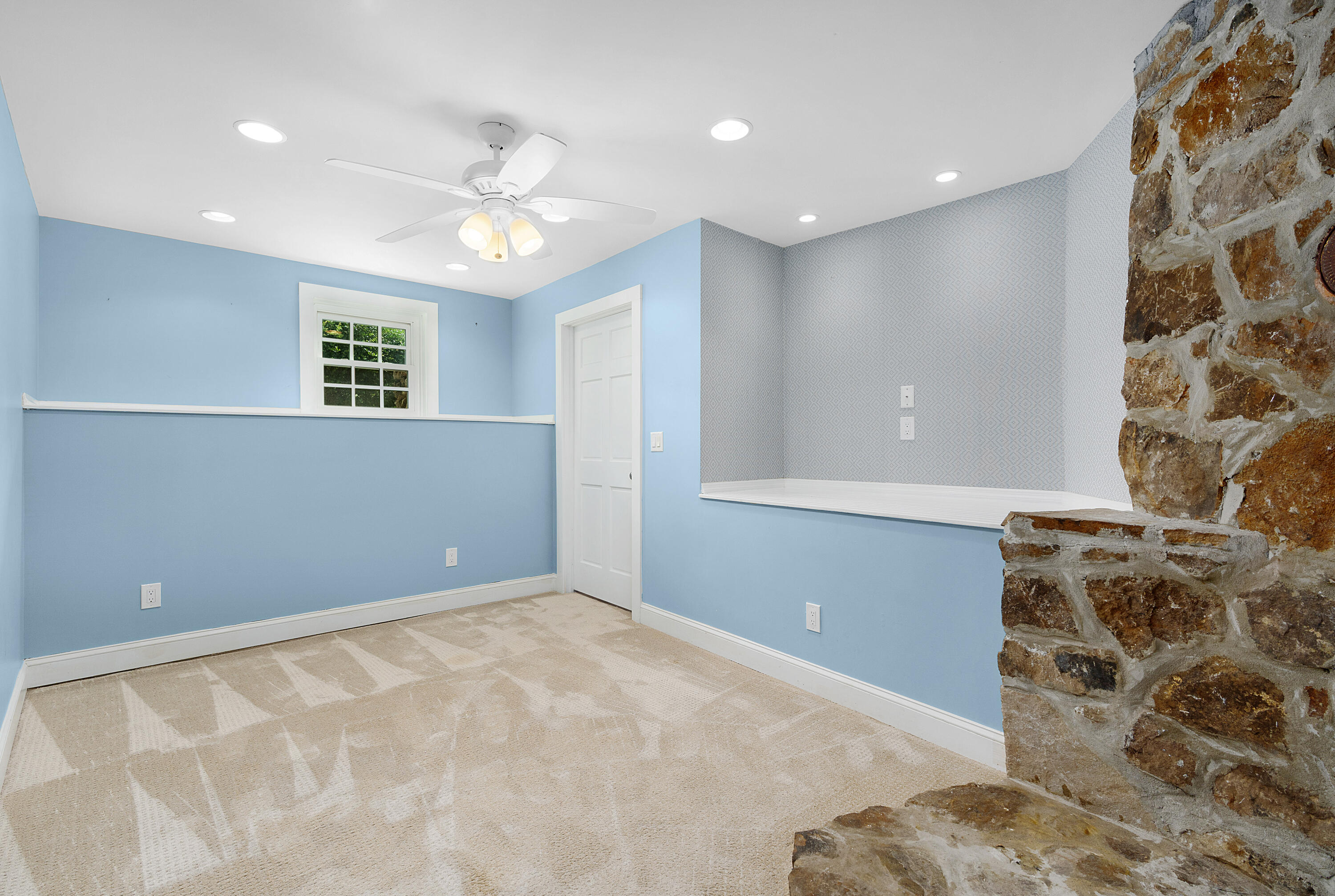 82 South Crest Road Chattanooga, TN 37404 - Photo 46 of 67 74 - 82 South Crest Rd - Interior