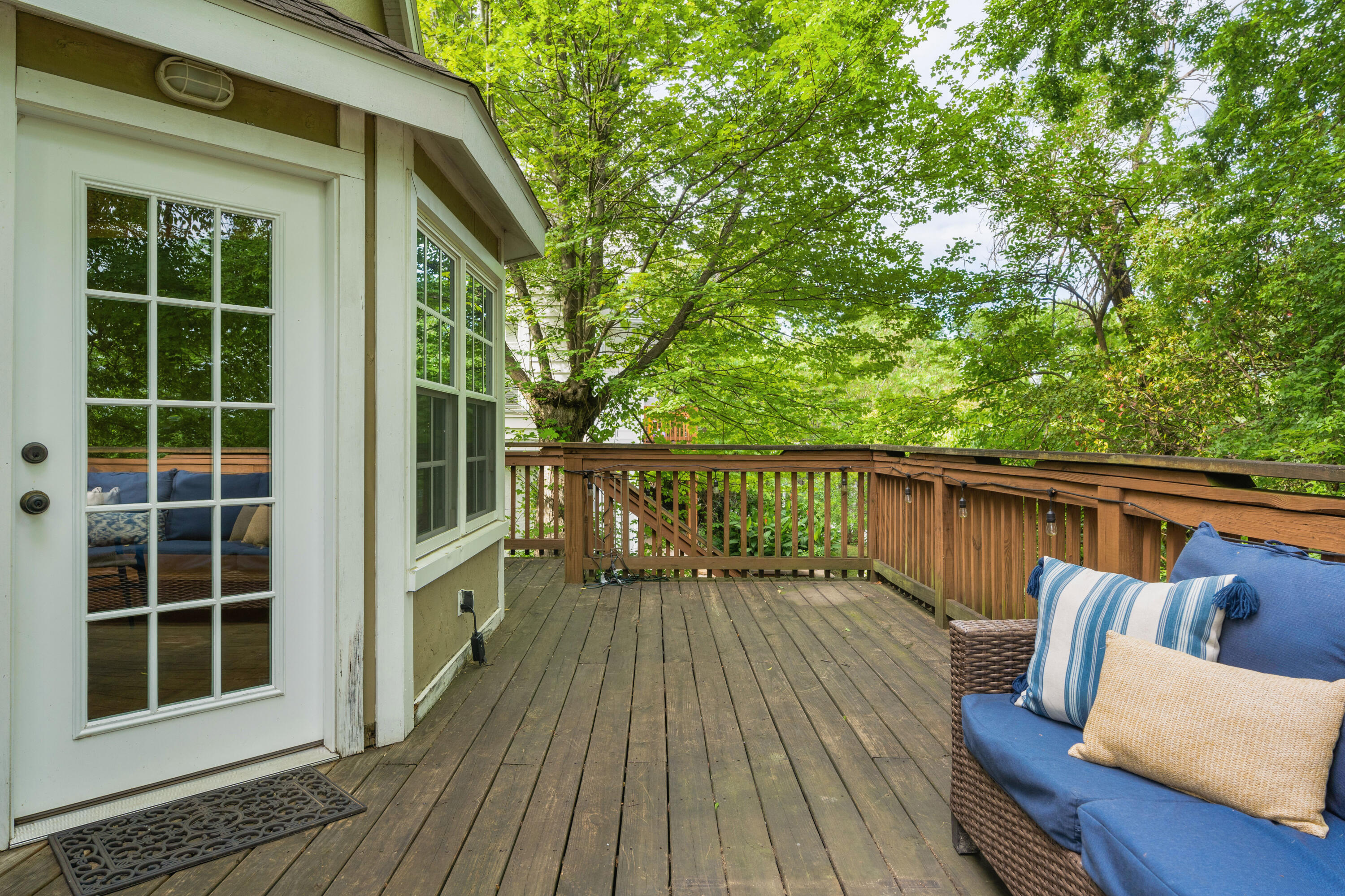 82 South Crest Road Chattanooga, TN 37404 - Photo 50 of 67 36 - 82 South Crest Rd - Balcony