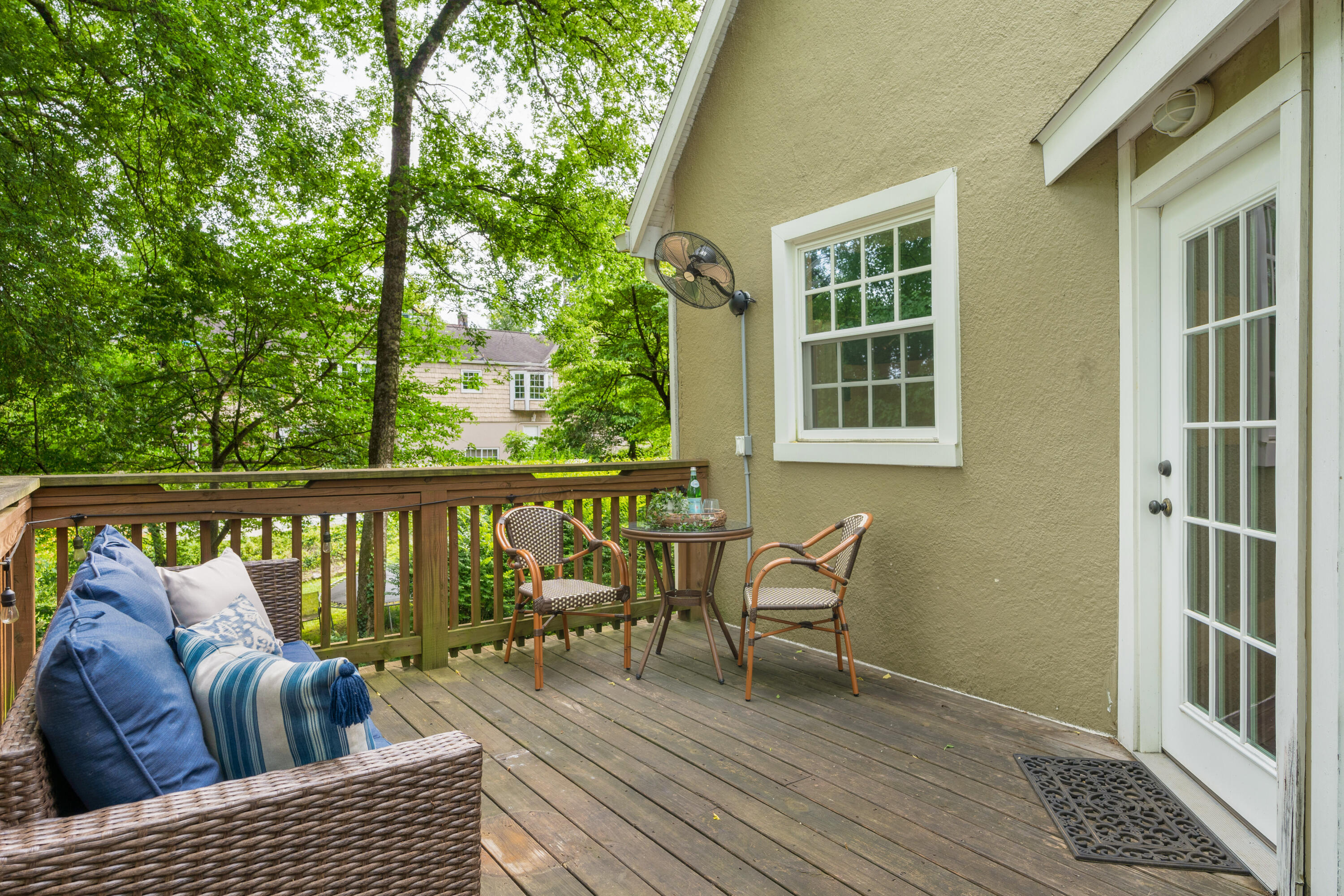 82 South Crest Road Chattanooga, TN 37404 - Photo 51 of 67 34 - 82 South Crest Rd - Balcony