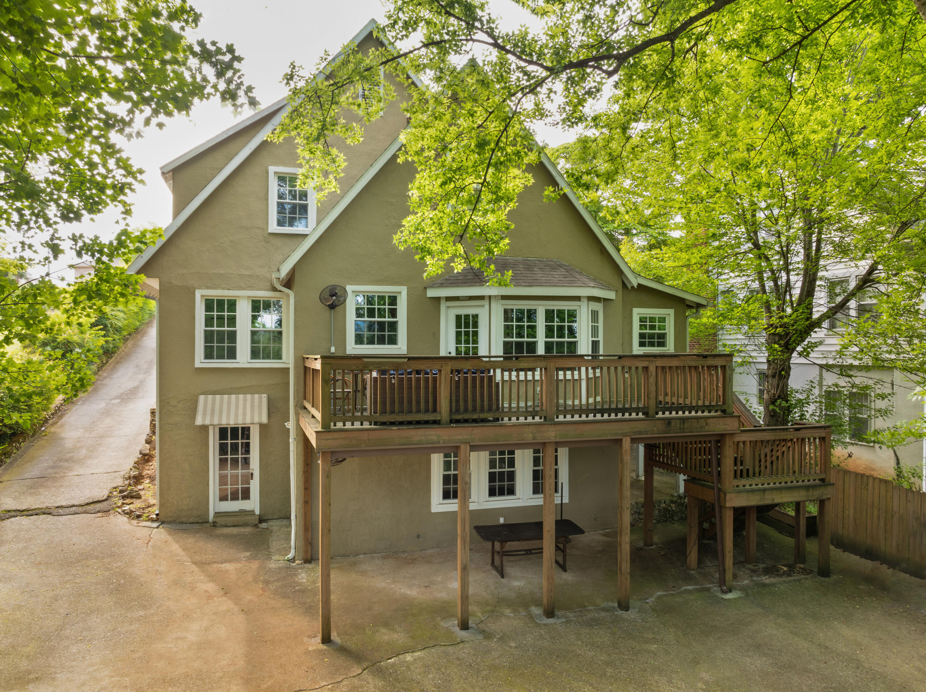 82 South Crest Road Chattanooga, TN 37404 - Photo 56 of 67 05 - 82 South Crest Rd - Drone