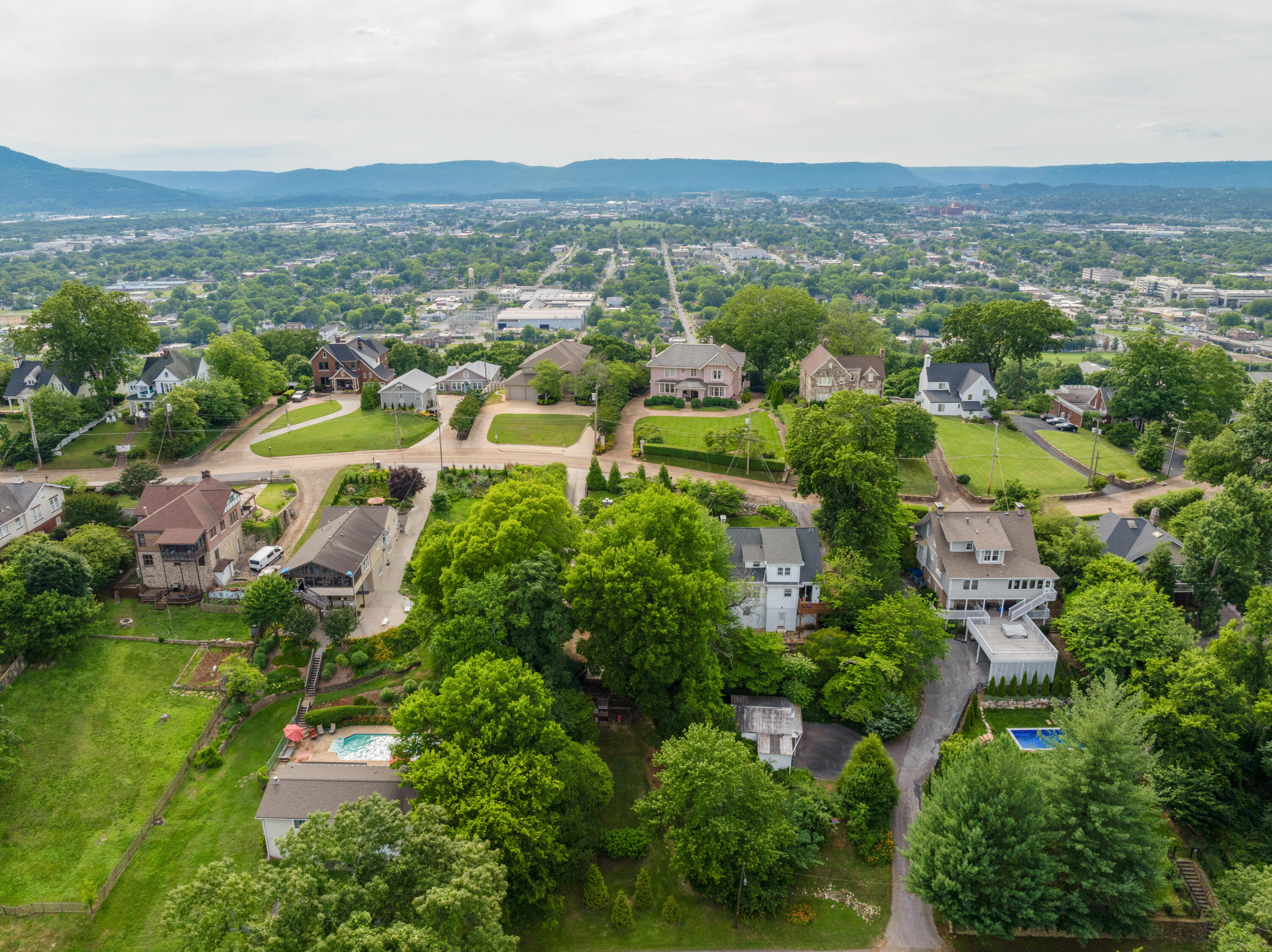82 South Crest Road Chattanooga, TN 37404 - Photo 66 of 67 07 - 82 South Crest Rd - Drone