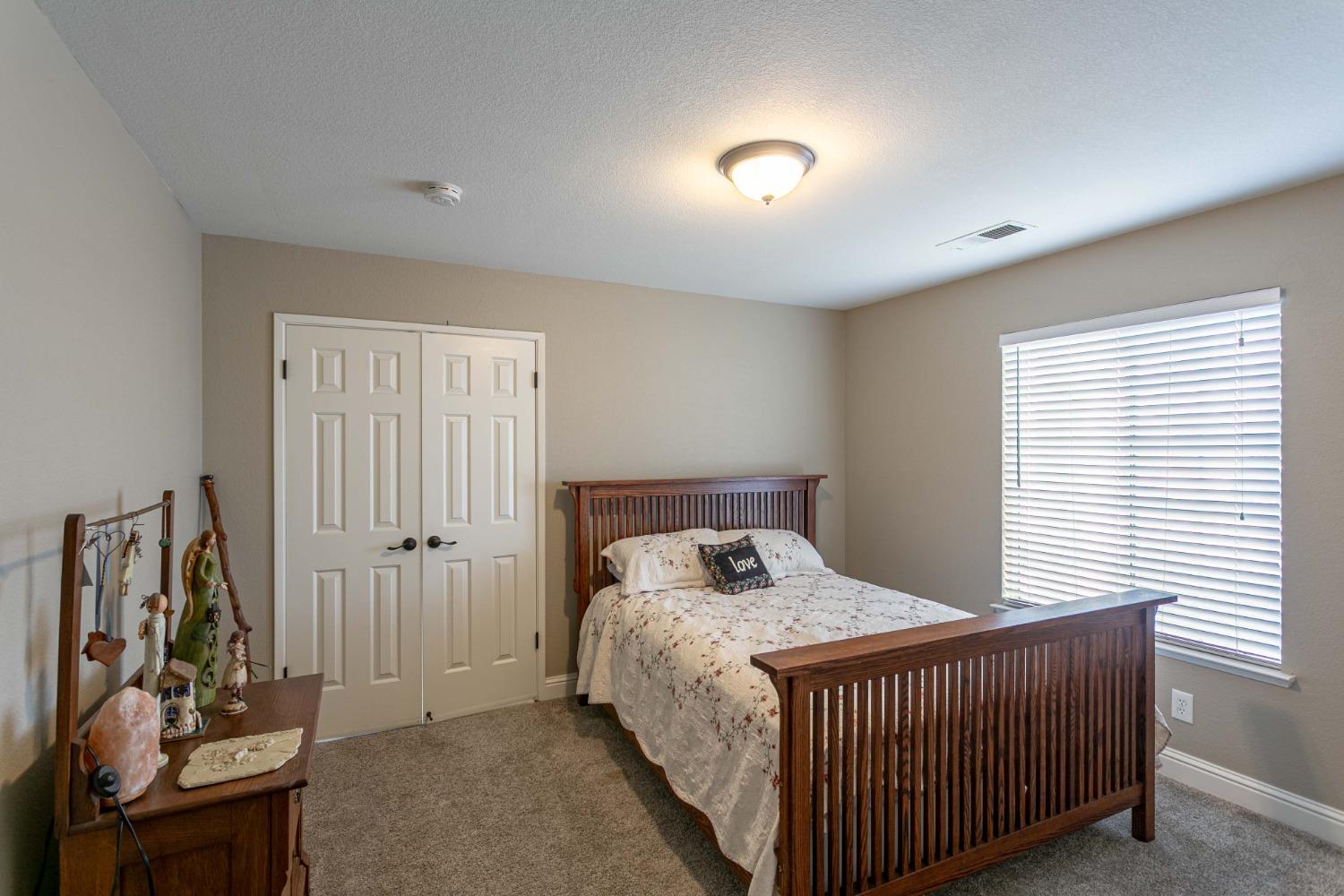 16290 Karen Road Madera, CA 93636 - Photo 11 of 33 Gallery Image 11