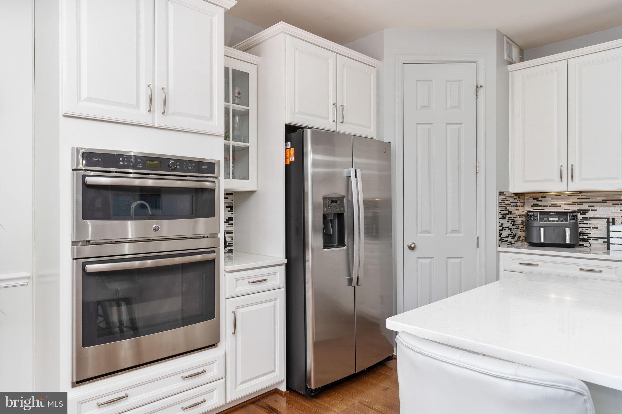 3482 Shandor Road Woodbridge, VA 22193 - Photo 8 of 64 Gallery Image 8