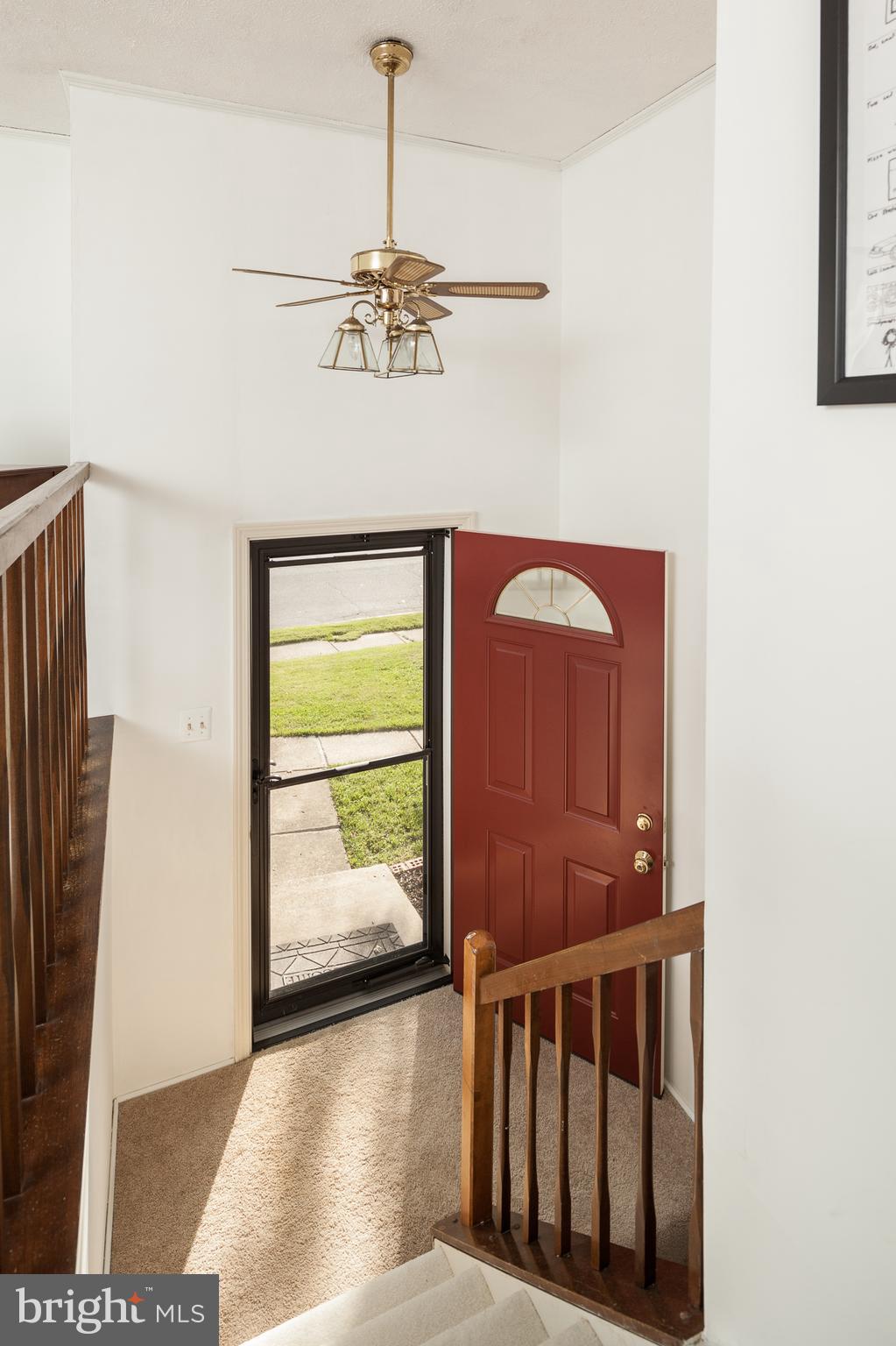 8521 Woodfall Road Baltimore, MD 21236 - Photo 2 of 21 INVITING ENTRY