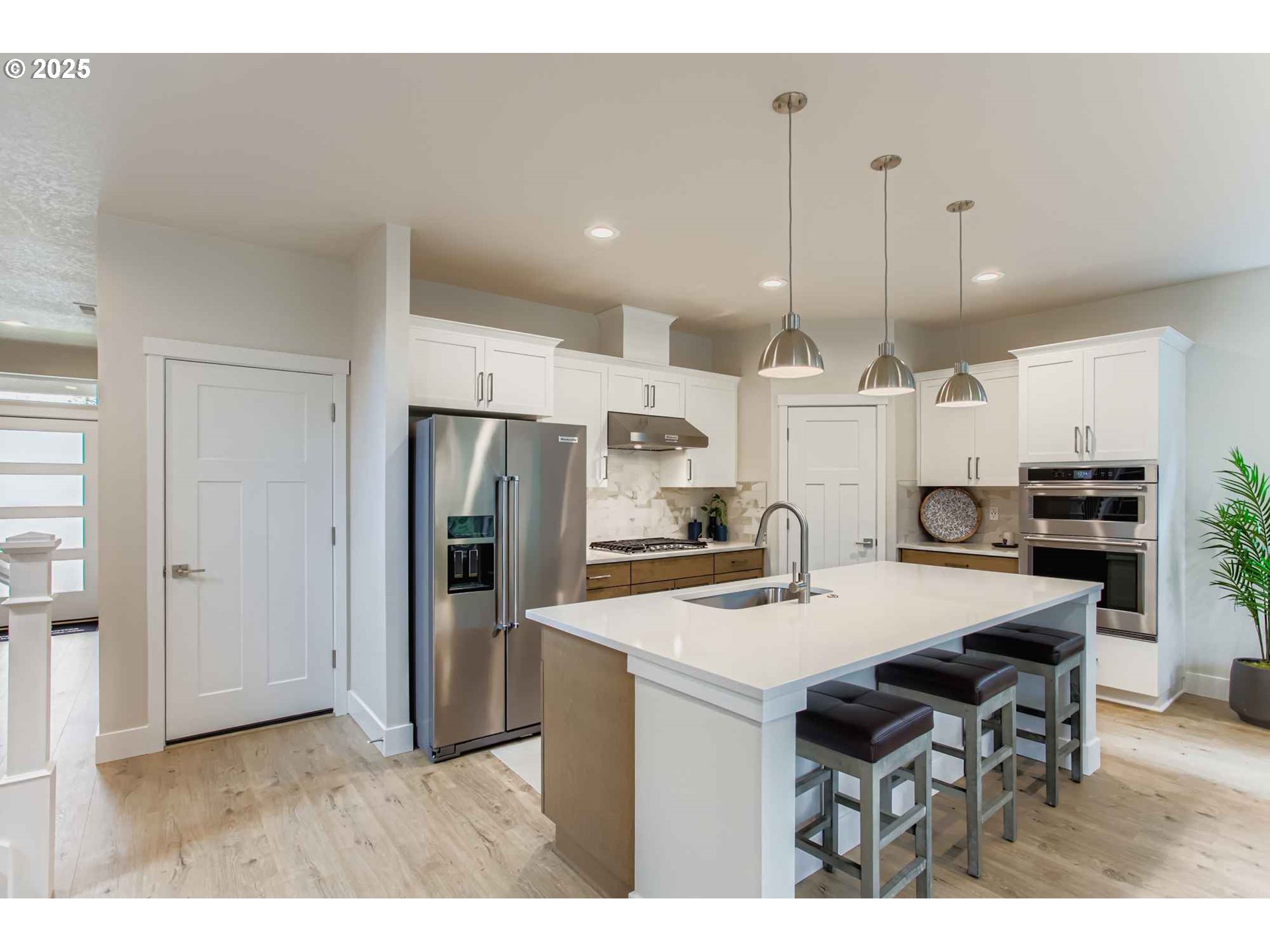 7839 Southwest Thornbridge Terrace, Unit 10 Beaverton, OR 97007 - Photo 8 of 35 Kitchen