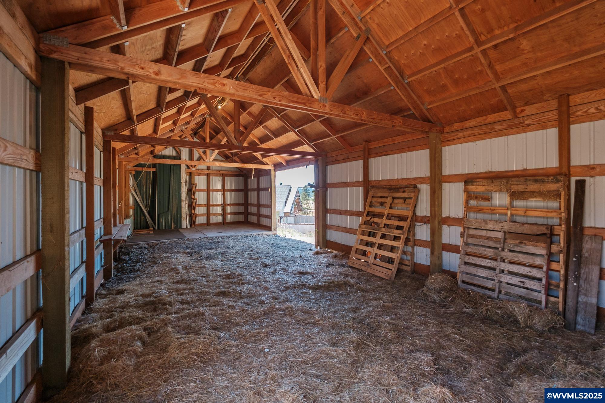 21000 Southwest Canyon Road Sheridan, OR 97378 - Photo 16 of 47 Gallery Image 16