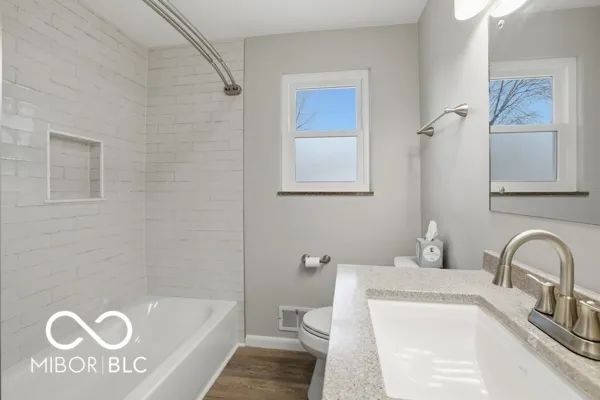 $349,900 | 4507 Kessler Ln Drive East, Indianapolis, IN 46220