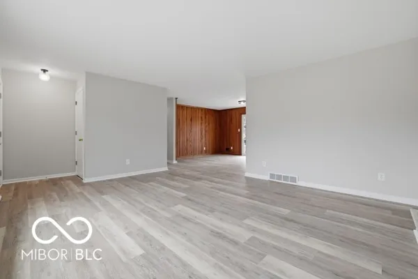 $349,900 | 4507 Kessler Ln Drive East, Indianapolis, IN 46220