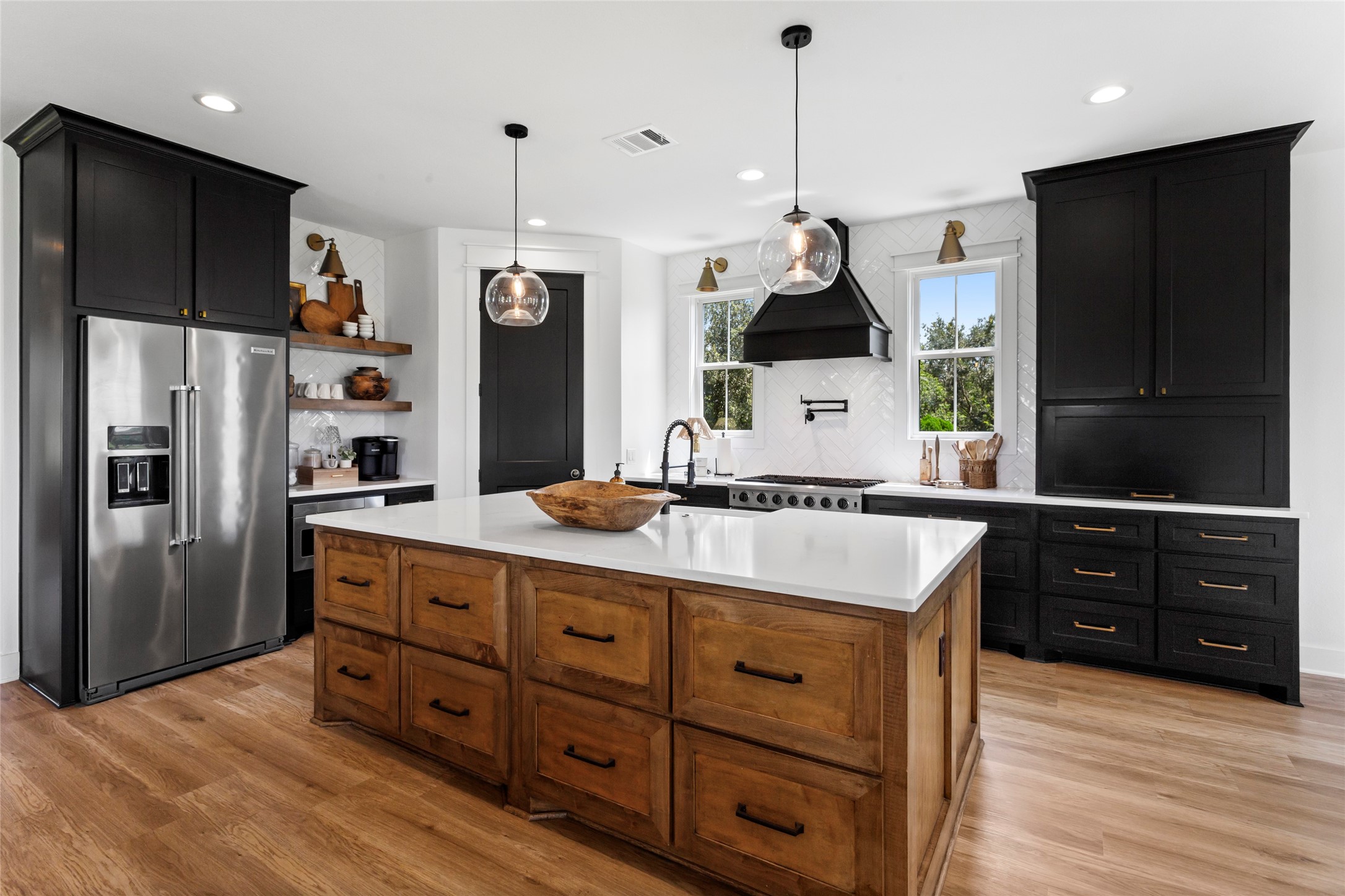 4473 County Road 172 Alvin, TX 77511 - Photo 9 of 36 Imagine cooking in this kitchen - custom 8ftx4ft kitchen island