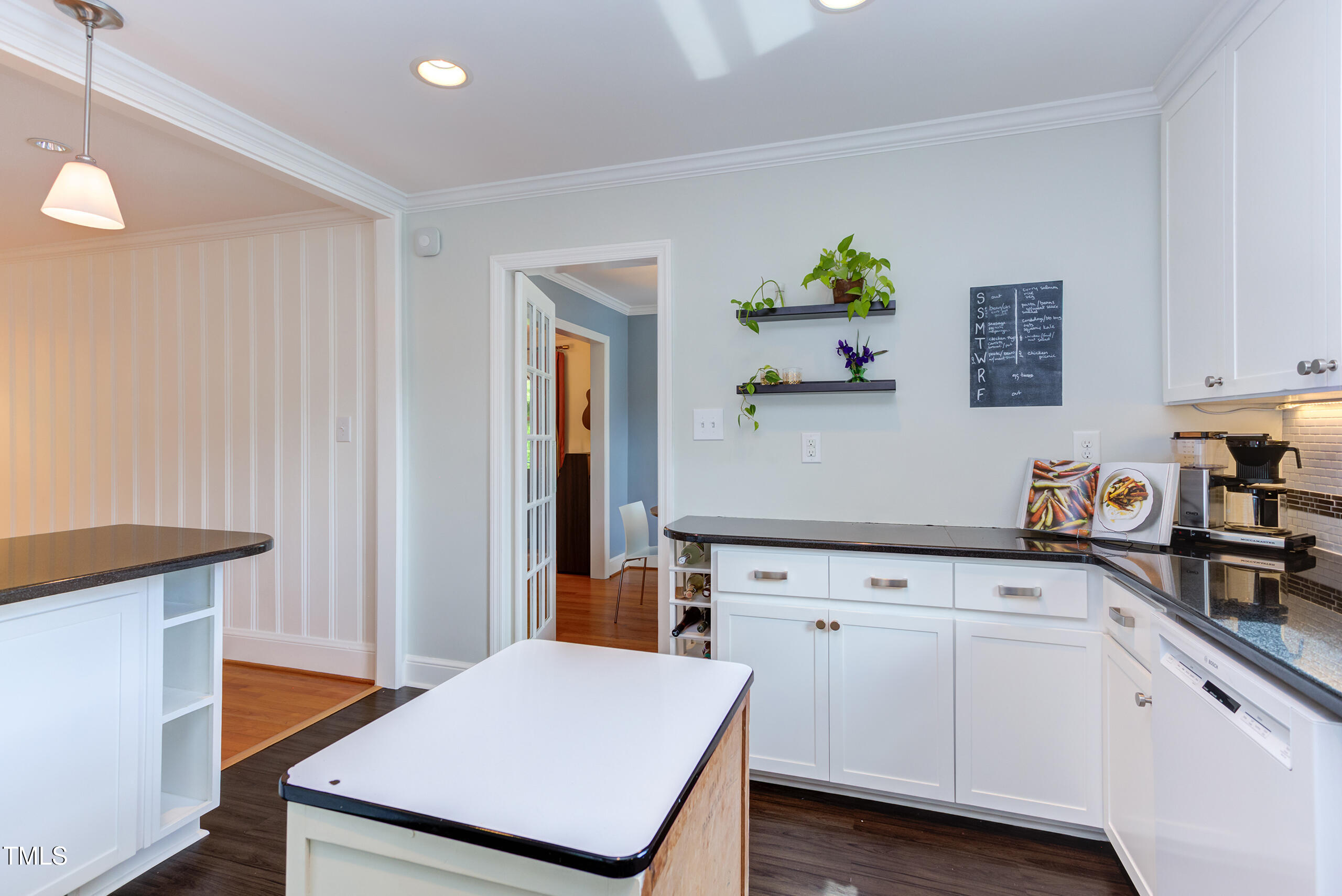 2811 Van Dyke Avenue Raleigh, NC 27607 - Photo 16 of 57 IMG_3499_500_501