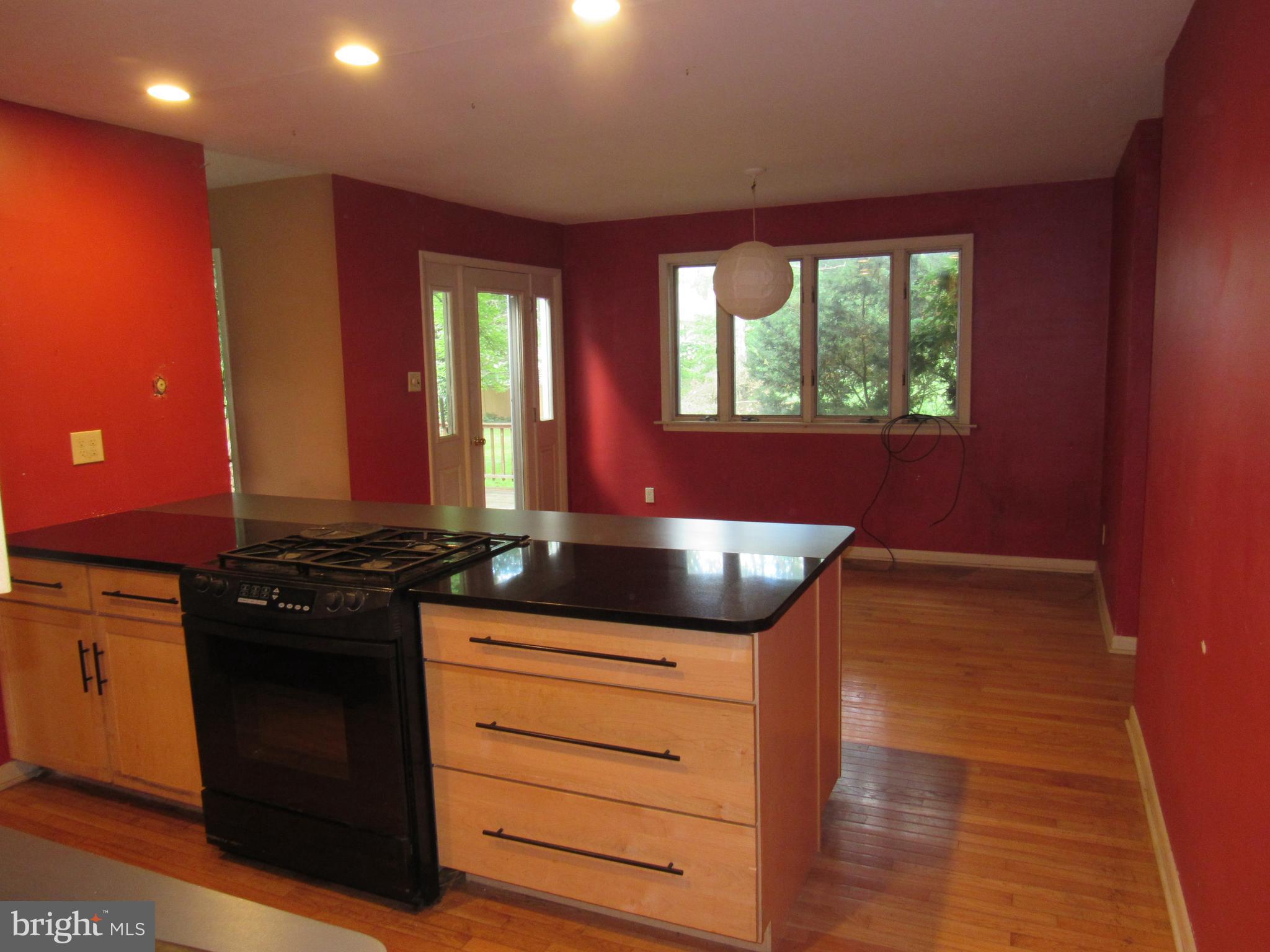 9 Cherokee Road Doylestown, PA 18901 - Photo 12 of 30 Kitchen & Breakfast Area