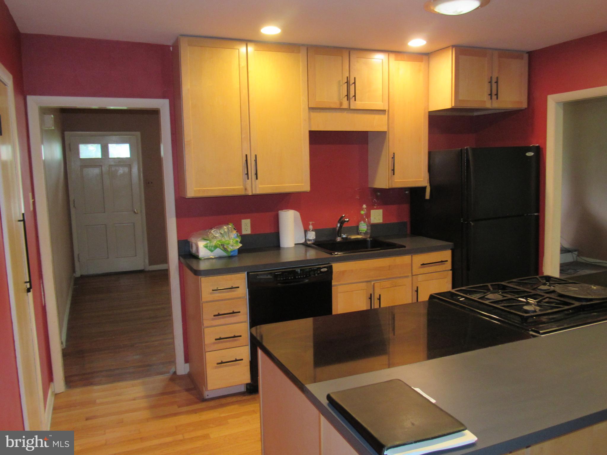 9 Cherokee Road Doylestown, PA 18901 - Photo 15 of 30 Kitchen