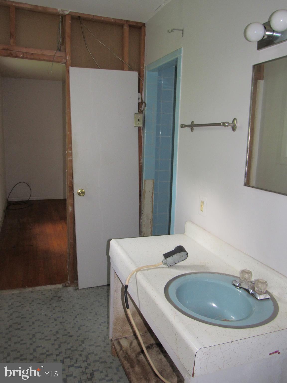 9 Cherokee Road Doylestown, PA 18901 - Photo 18 of 30 Master Bath