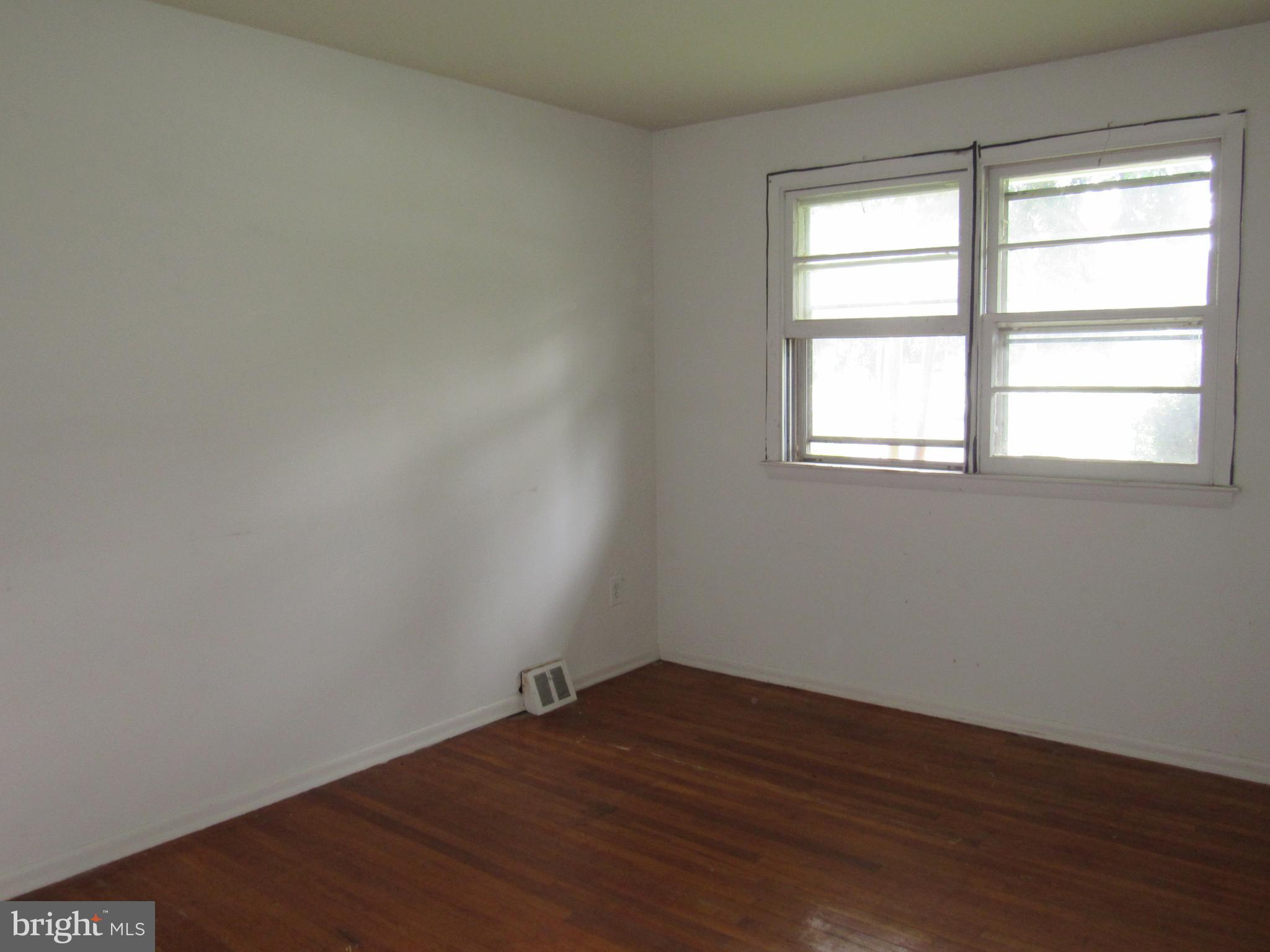 9 Cherokee Road Doylestown, PA 18901 - Photo 19 of 30 Second Bedroom
