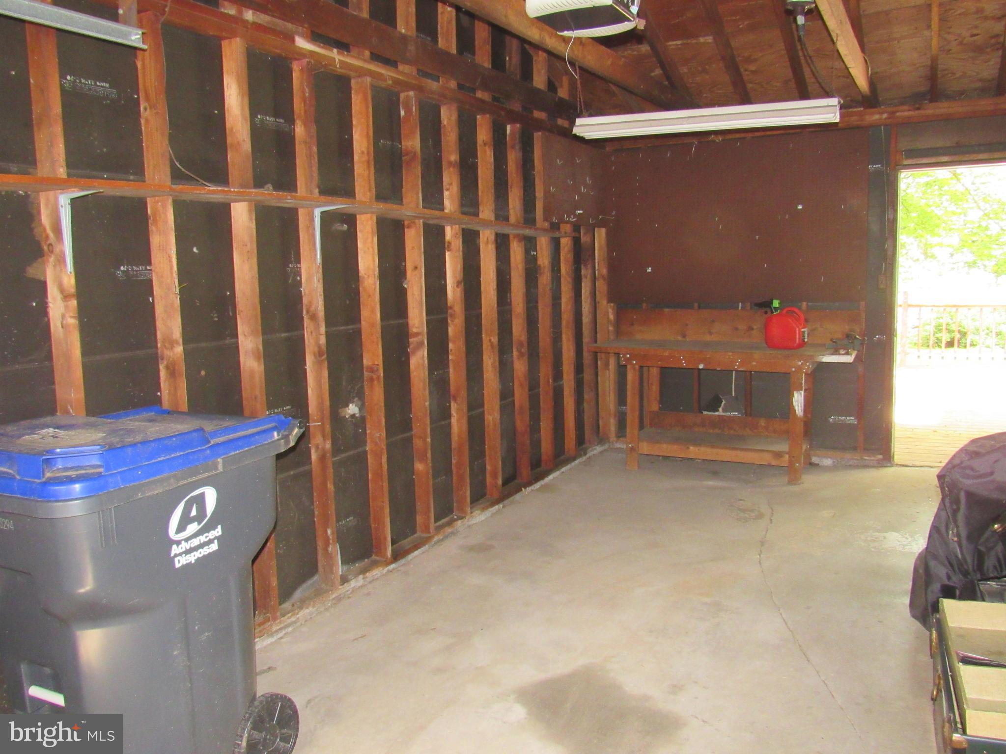 9 Cherokee Road Doylestown, PA 18901 - Photo 23 of 30 Garage