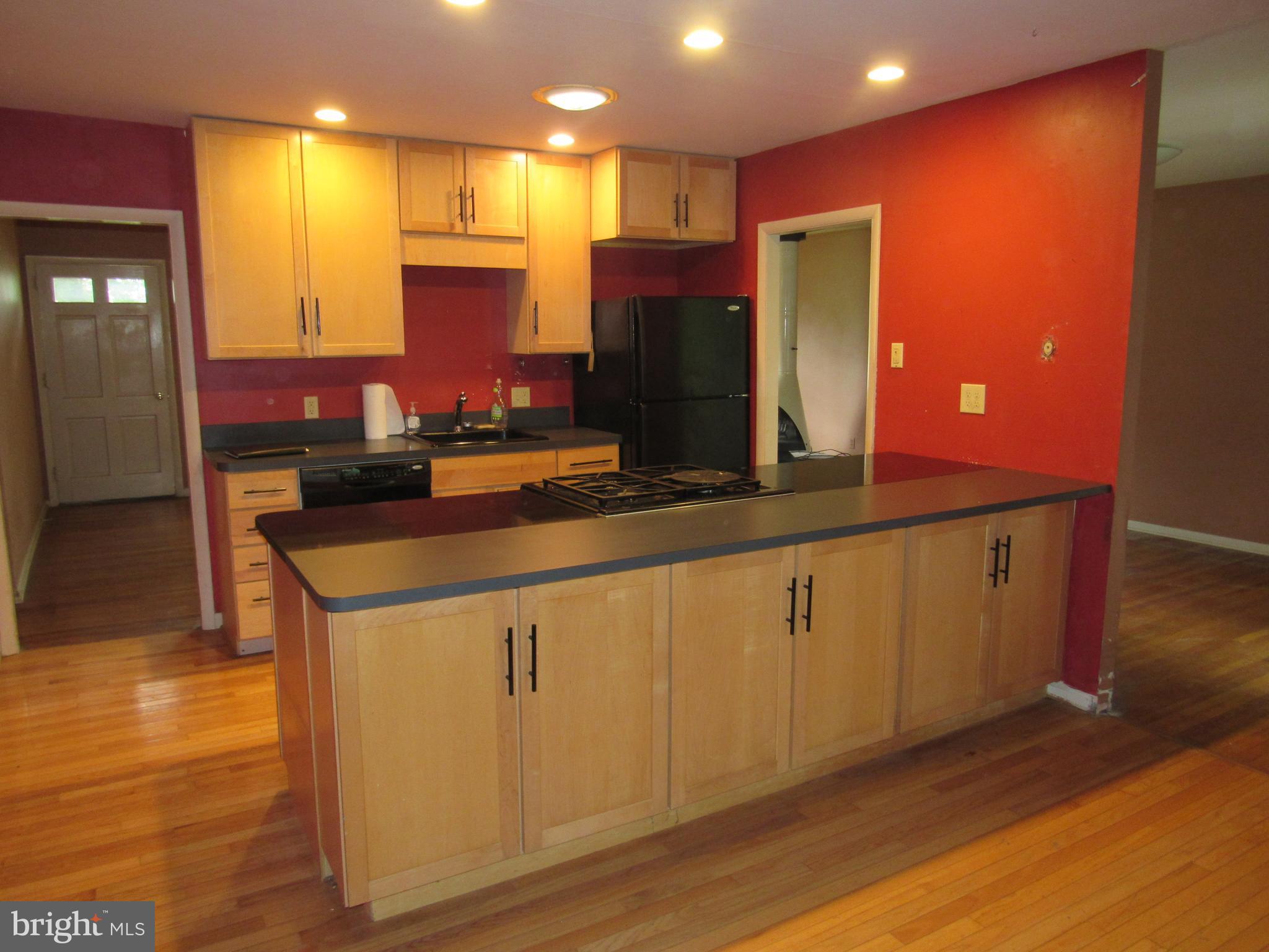9 Cherokee Road Doylestown, PA 18901 - Photo 10 of 30 Kitchen