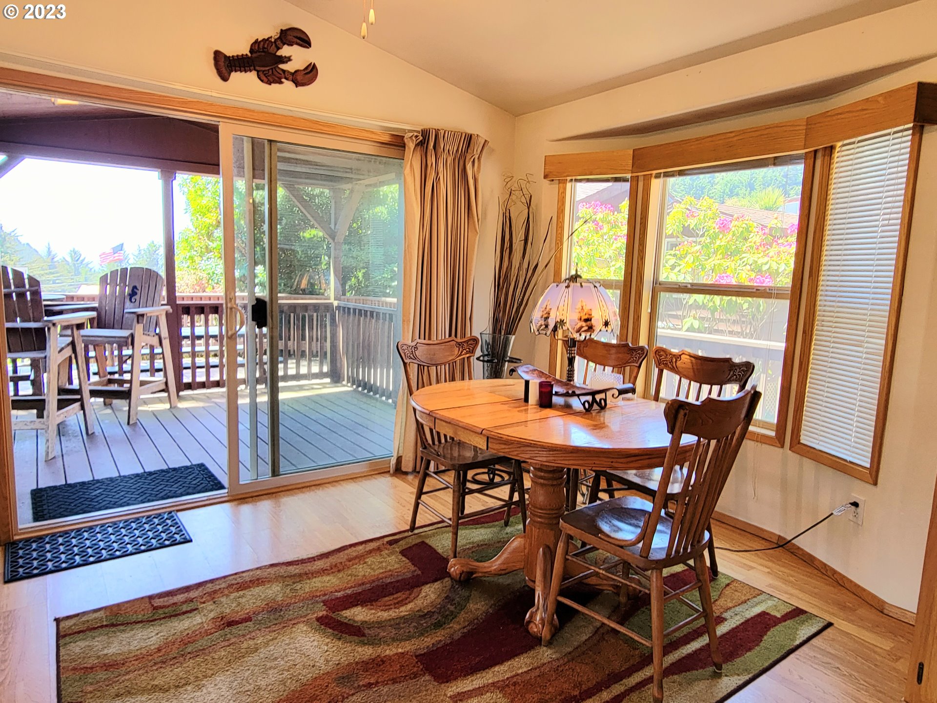 19921 Whaleshead Road, Unit T6 Brookings, OR 97415 - Photo 21 of 42 Dining Room