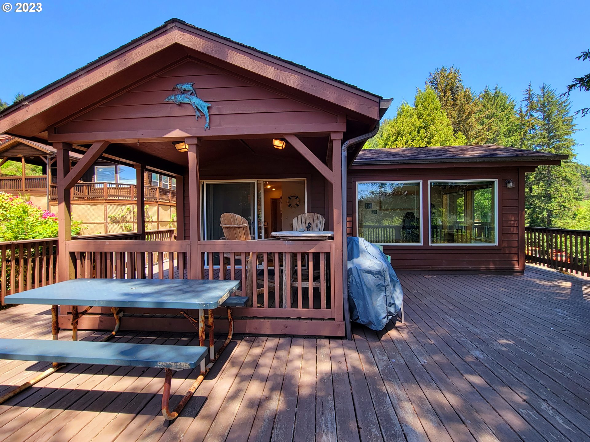 19921 Whaleshead Road, Unit T6 Brookings, OR 97415 - Photo 10 of 42 Covered Porch