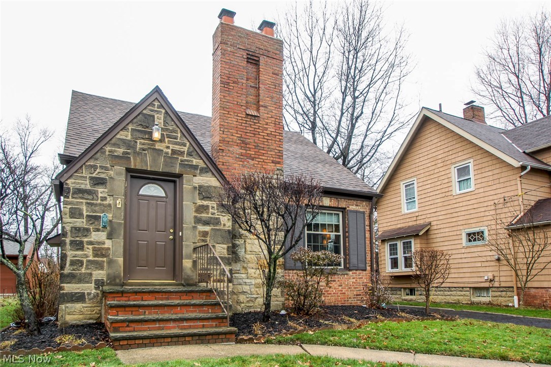 1476 Wilmar Road Cleveland, OH 44121 - Photo 1 of 23 Gallery Image 1