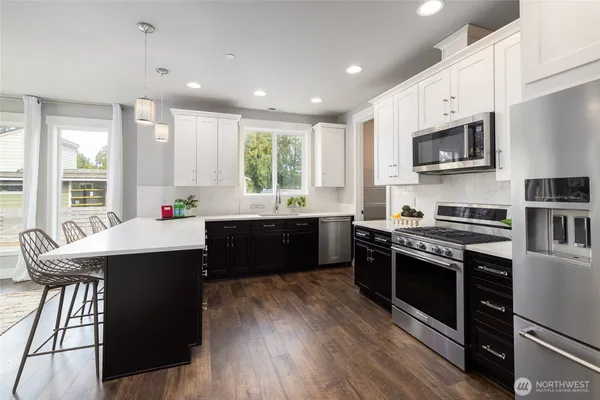 $850,000 | 611 Upland Drive, Mount Vernon, WA 98273