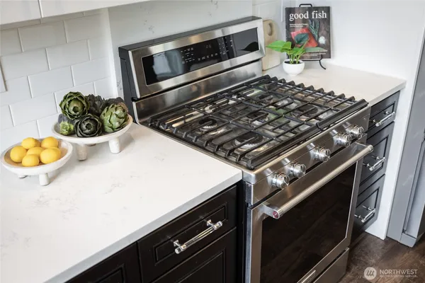 $850,000 | 611 Upland Drive, Mount Vernon, WA 98273